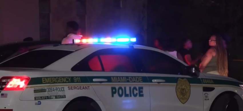 Fallece mujer que condujo en sentido contrario y chocó contra otro vehículo en la autopista de Palmetto miami-dade-policia3