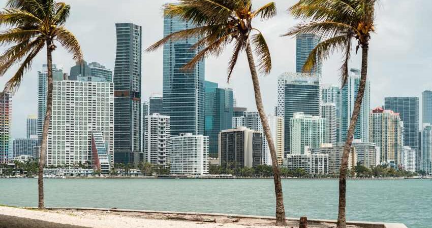 Florida es el tercer estado con los residentes más independientes según estudio Brickell Miami