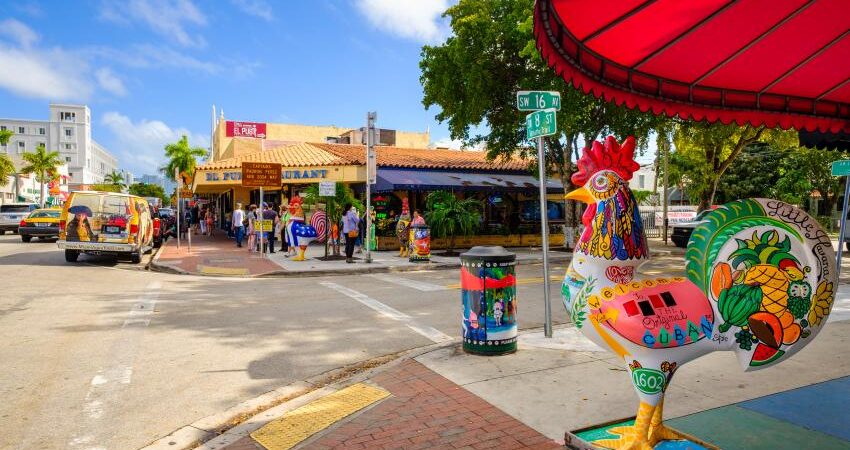 Estudio revela que Estados Unidos es el segundo país del mundo con más personas que hablan español calle-8-miami-1