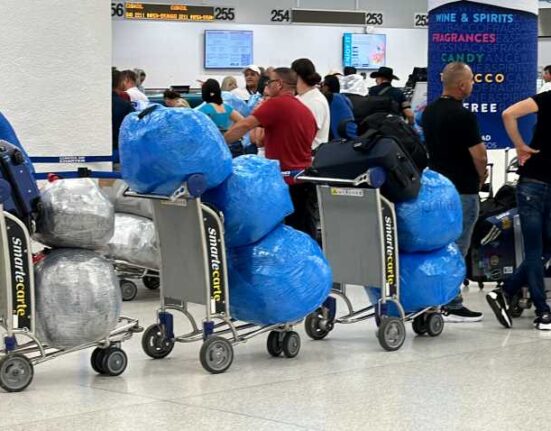Cubanos viajes a Cuba