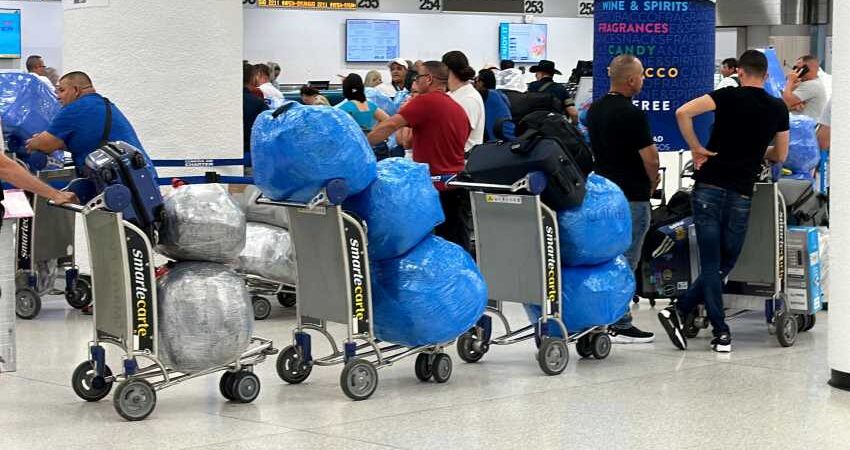 Nueva orden de Trump y los viajes a Cuba: Solo se permiten 12 categorías Cubanos viajes a Cuba