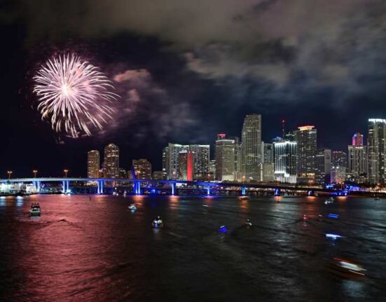 Fuegos Artificiales en Miami.