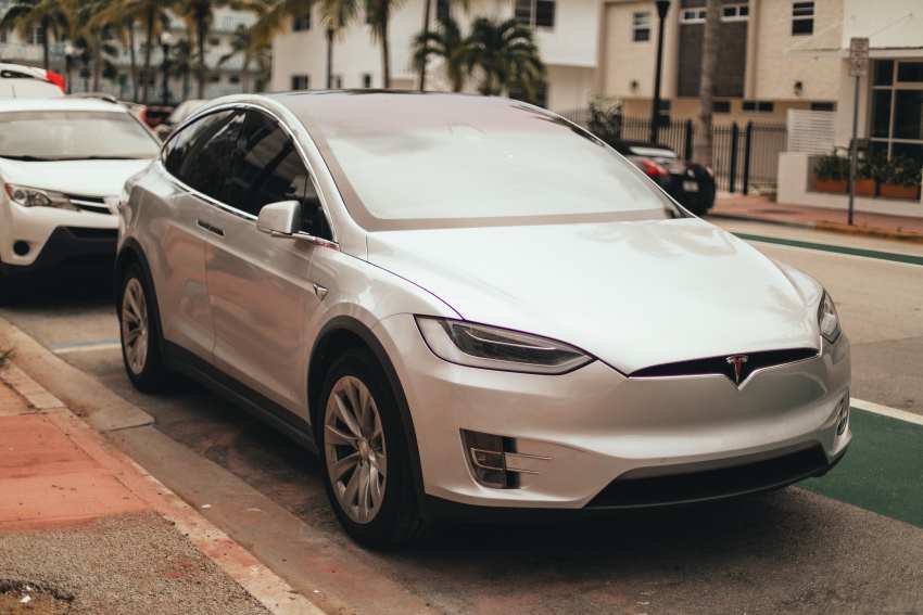 Auto Tesla en Miami