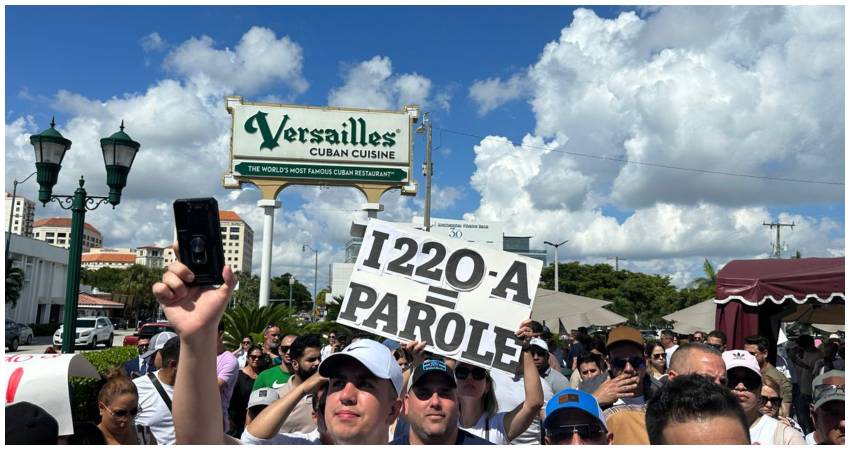 Fallo de un juez en Tampa reaviva esperanza de residencia para miles de cubanos con I-220A cubanos-i220a-miami