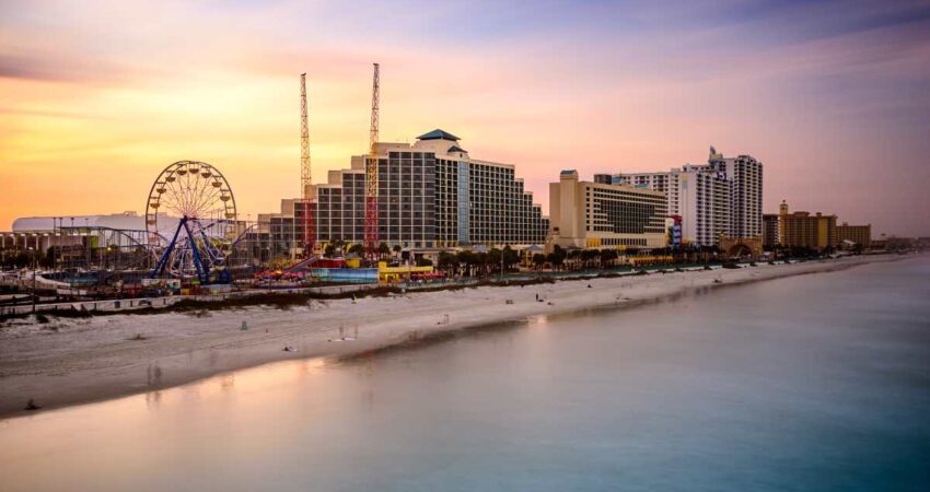 Adolescente sufre una mordedura de un tiburón en Daytona Beach y permanece bajo recuperación daytona-beach