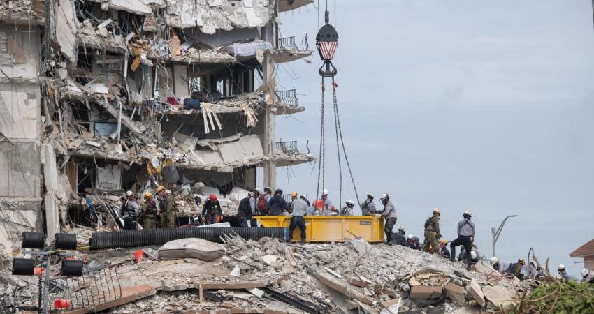 Expertos revelan la falla estructural que ocasionó el colapso del edificio Champlain Towers South en Florida como resultado del cual perdieron la vida 98 personas derrumbe-surfside