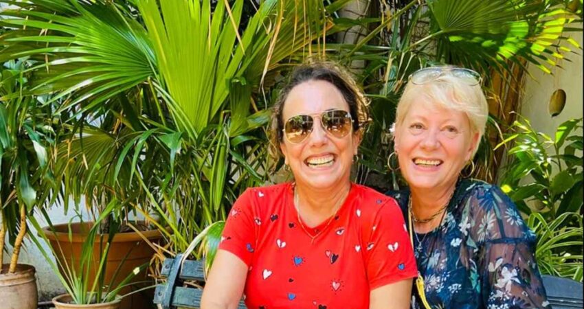 Las actrices cubanas Tahimí Alvariño y Thais Valdés se vuelven a ver en La Habana actrices-cuba-encuentro