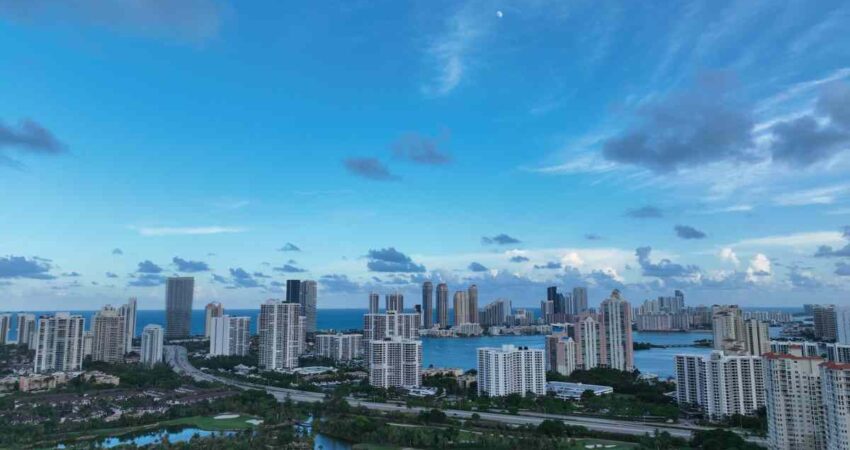 Rascacielos de la ciudad de Aventura no cumple con recertificación de 40 años y genera preocupación entre sus residentes aventura-florida