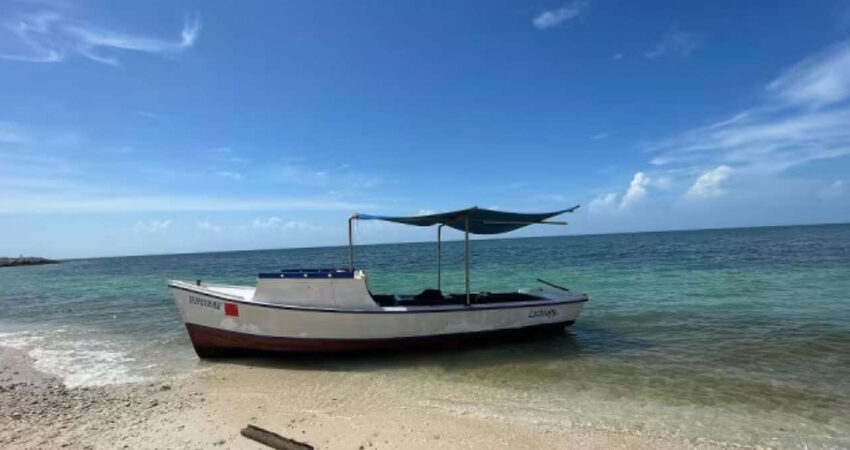 Guardacostas estadounidenses interceptan un grupo de más de 30 cubanos desembarcando por los Cayos de Florida embarcacion