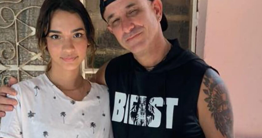 Fuerte reflexión de un padre cubano tras despedir a su hija de 18 años en el aeropuerto de La Habana joven cubana y su padre