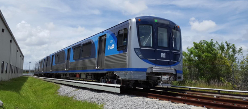 Residentes de Miami-Dade votan masivamente a favor de la expansión del transporte público rápido metrorail