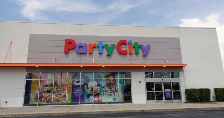 Reportan que famosa tienda Party City se prepara para cerrar todas sus tiendas party-city