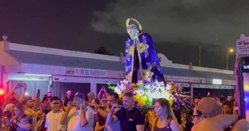 La Procesión del Día de San Lázaro en Hialeah: Un Encuentro de Fe y Tradición rincon-sanlazaro-hialeah