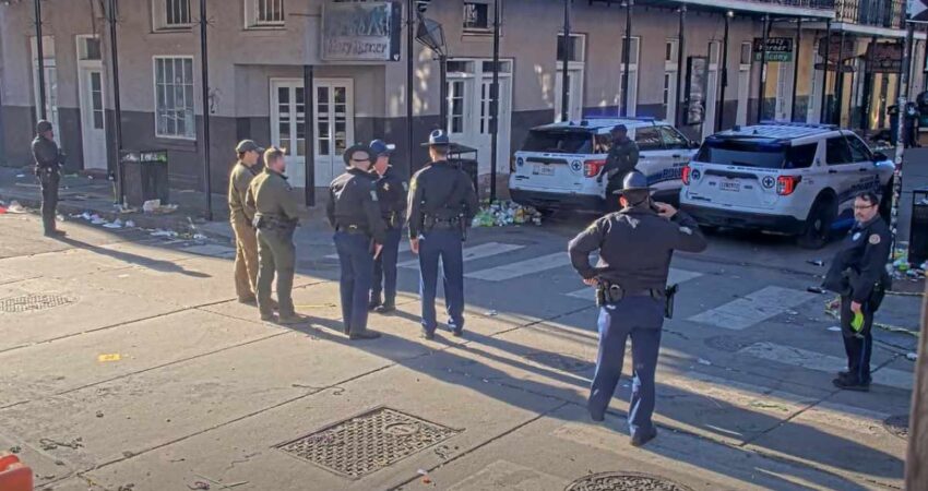Llevaba una bandera de ISIS el conductor que estrelló un auto contra la multitud en Nueva Orleans dejando 15 muertos nuevaorleans