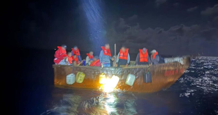 EE.UU intercepta y devuelve a Cuba a 16 balseros cubanos balseros-cubanos-cg