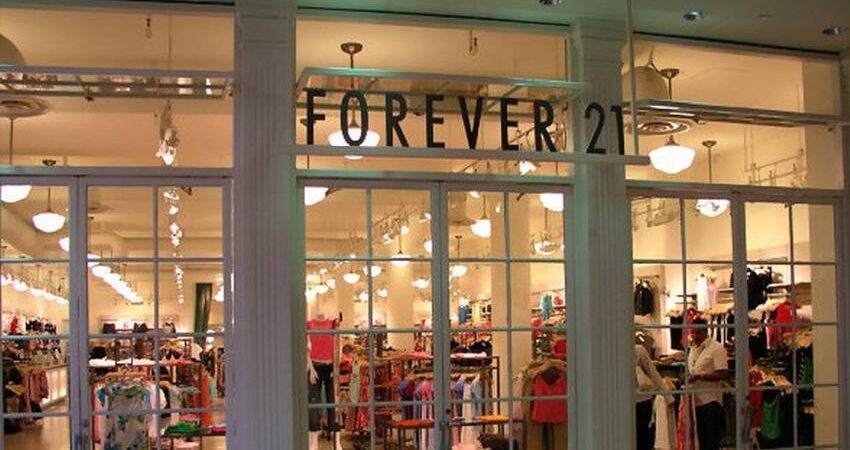 Las tiendas minoristas de Forever 21 en todo Estados Unidos cerrarán definitivamente forever21miamibeach