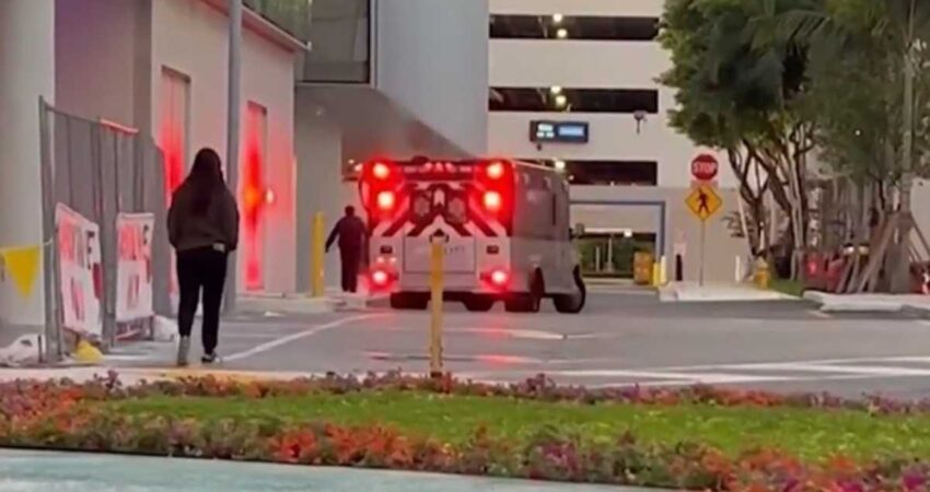 Niรฑo cubano con grave estado de salud llega a Miami tras obtener visa humanitaria llegamiami-ninocubano