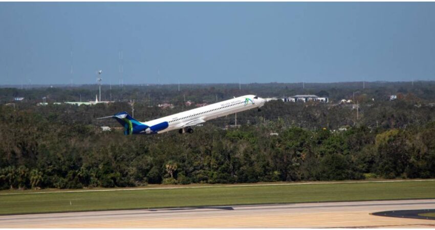 Incautan tres aviones en Aeropuerto de Miami por incumplimiento de una de las aerolineas que realiza vuelos charters a Cuba avión-demanda