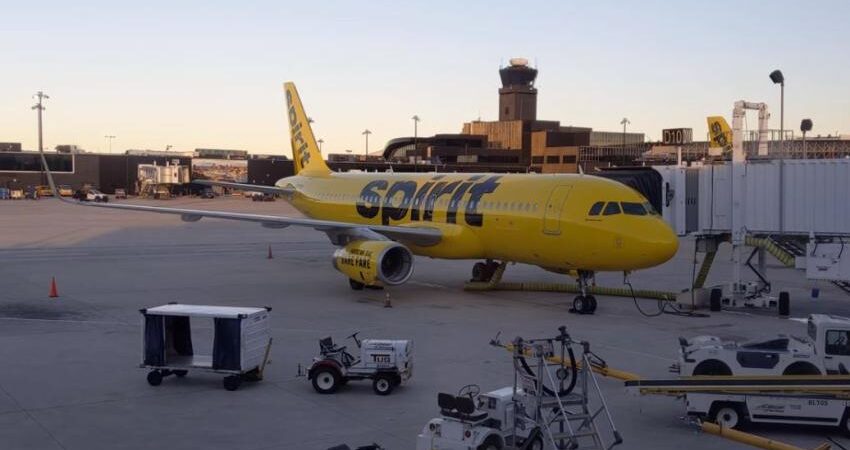 Avión de Spirit Airlines con 200 pasajeros realiza aterrizaje de emergencia en Florida spirit2