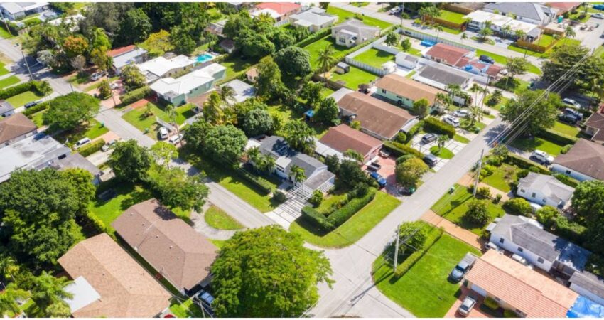 Criar hijos en Florida se vuelve cuesta arriba: el estado cae al puesto once del ranking nacional viviendas-Florida