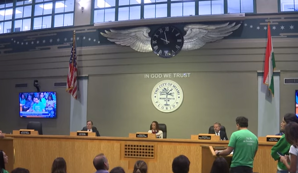 Consideran comisionados de Miami-Dade posponer las elecciones de noviembre para el próximo año Captura de pantalla 2025-06-05 110524