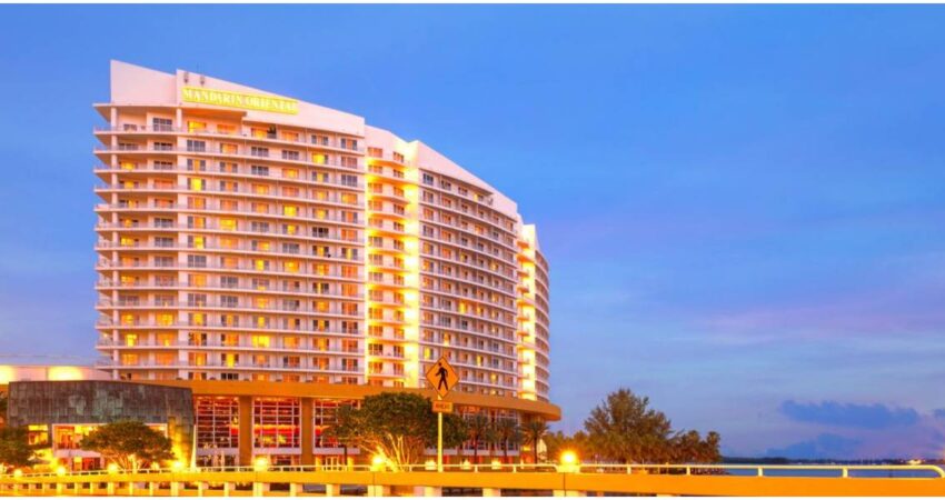 Simbรณlico hotel de Miami cierra sus puertas y da paso a un proyecto de dos torres de mil millones de dรณlares Hotel Mandarรญn de Miami
