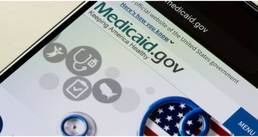 Autoridades de inmigración reciben datos de inmigrantes inscritos en el programa de Medicaid por indicación de la administración Trump Medicaid. EE.UU