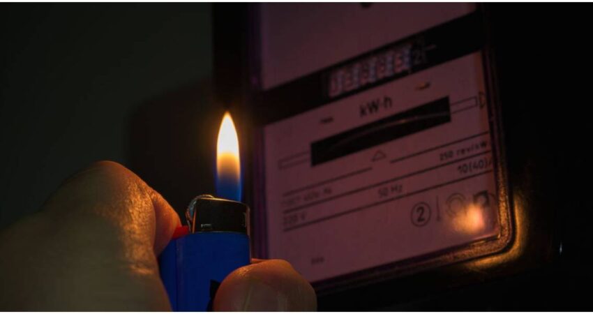 Empresa Eléctrica de Cuba informa sobre déficit de generación de más de 1500 MW para este jueves apagones en Cuba