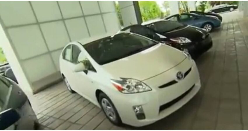 Caen 21 en millonario fraude de autos en Miami: compraban hasta 20 vehículos en una semana Concesionaria de Miami