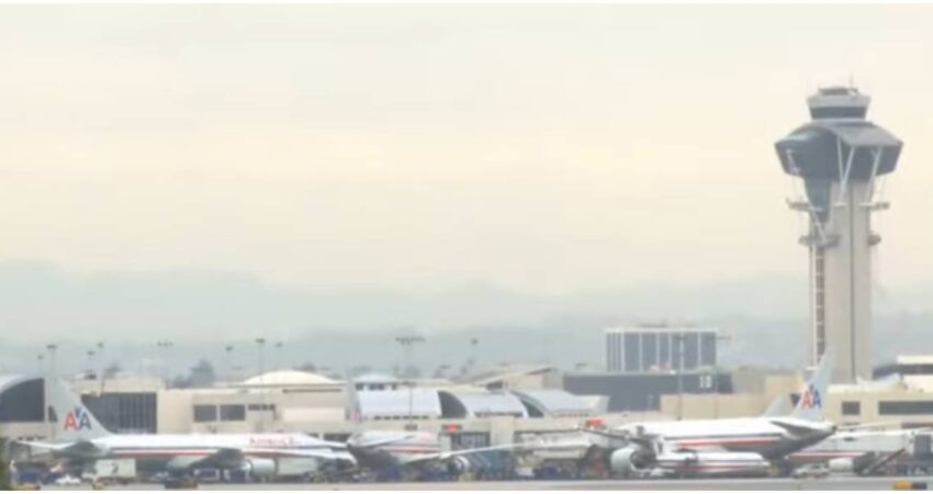 Controladores aéreos de EE.UU siguen sin cobrar por el cierre del gobierno mientras los vuelos enfrentan algunos retrasos por falta de personal transporte aéreo