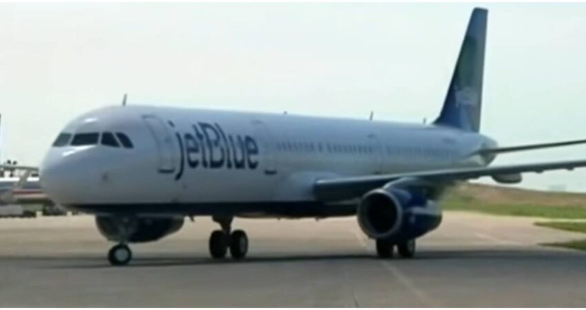 Vuelo comercial de JetBlue estuvo a segundos de colisionar con aeronave de la Fuerza Aérea de EE.UU en las costas cercanas a Venezuela JetBlue