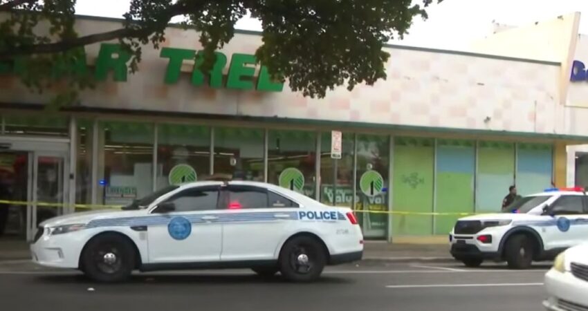 Identifican a mujer muerta dentro de un congelador en una tienda Dollar Tree de Miami policia-miami-tienda