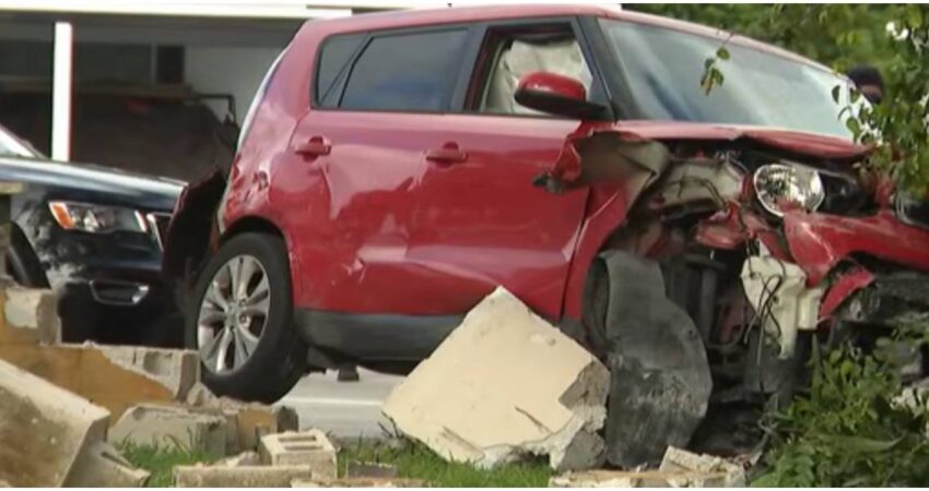 Tensión en Broward: persecución policial tras asalto bancario culmina con captura tras brutal choque choque de auto
