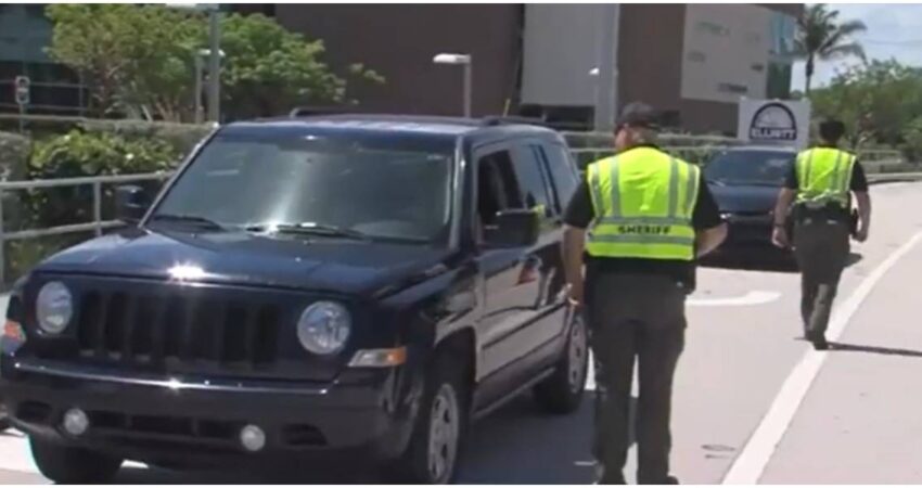 Impactante hallazgo en Florida: parada de tránsito termina con la incautación de más de 31 mil píldoras ocultas dentro de un auto Inspección de tránsito