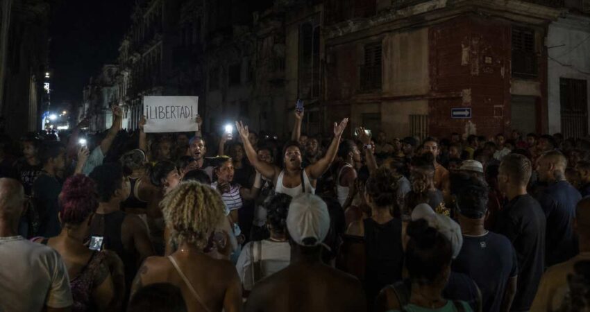 Estallan nuevas protestas en La Habana Vieja tras más de 40 horas sin electricidad: vecinos gritan «¡Libertad!» protestashabana