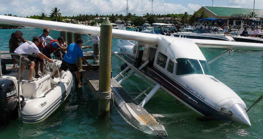 Hidroavión de compañía de Florida se estrella en Bimini: navegantes corren al rescate de 10 personas hidroavion