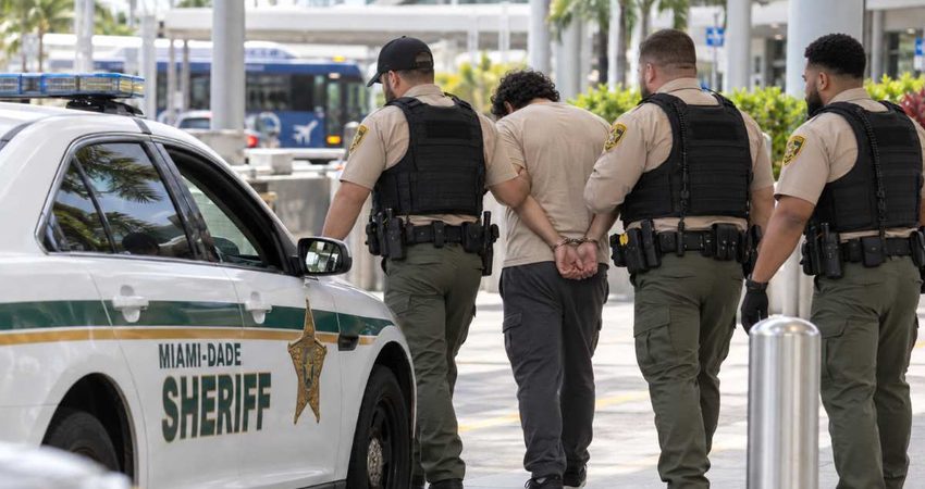 Nuevos detalles sobre el pánico en el Aeropuerto de Miami: hombre disparó cuatro veces hacia una terminal ocupada aeropuertomiami