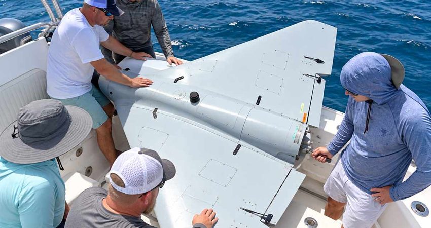 Pescadores descubren una enorme drone parecido a los Irán frente a Florida drone